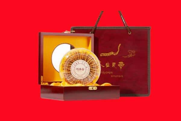 收购资讯:无棣县回收冬虫夏草是按克吗